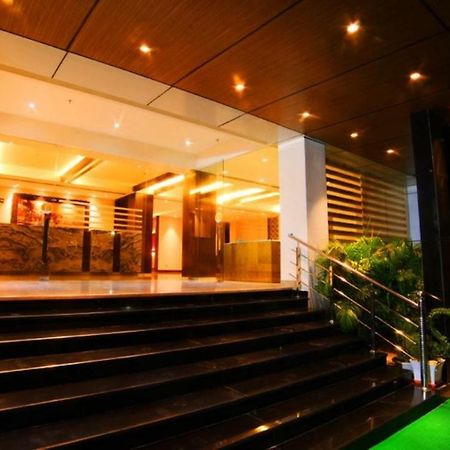 Hotel Le Lotus Grand Kakarmatha Ngoại thất bức ảnh