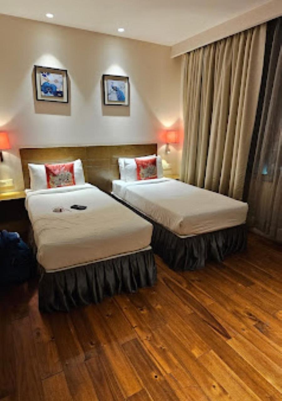 Hotel Le Lotus Grand Kakarmatha Ngoại thất bức ảnh