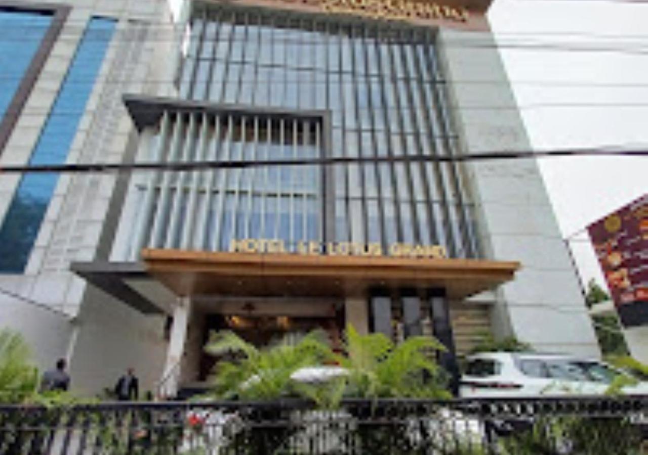 Hotel Le Lotus Grand Kakarmatha Ngoại thất bức ảnh